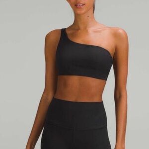 NEW! Lululemon sports bra